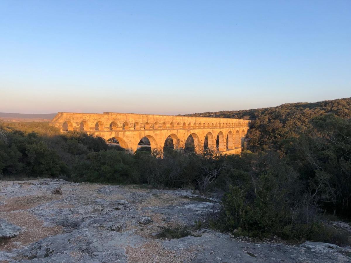 Le Patio Du Murier Vers Pont du Gard Kültér fotó