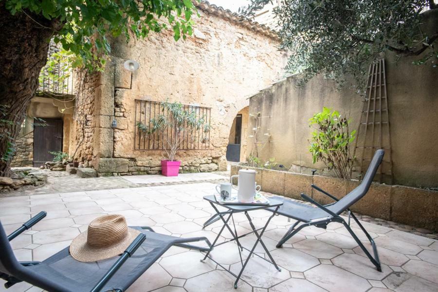 Le Patio Du Murier Vers Pont du Gard Kültér fotó